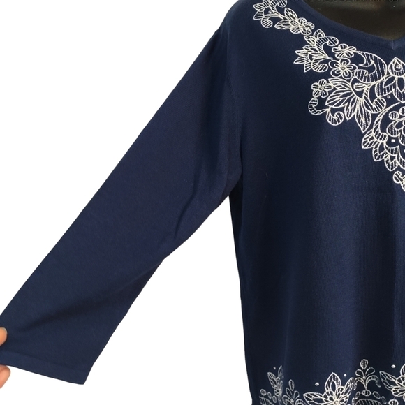 Alfred Dunner Women's Petite Embroidered Fringe Sweater Navy Size PL - Picture 10 of 11